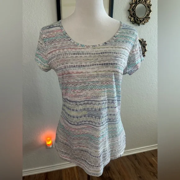 Prana Women's Garland Tee - Picture 2 of 8